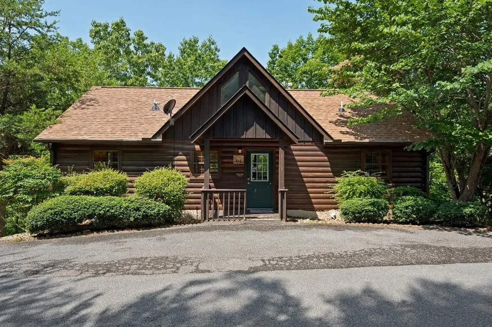 Unit for sale at 1631 Raccoon Den Way, Sevierville, TN 37862