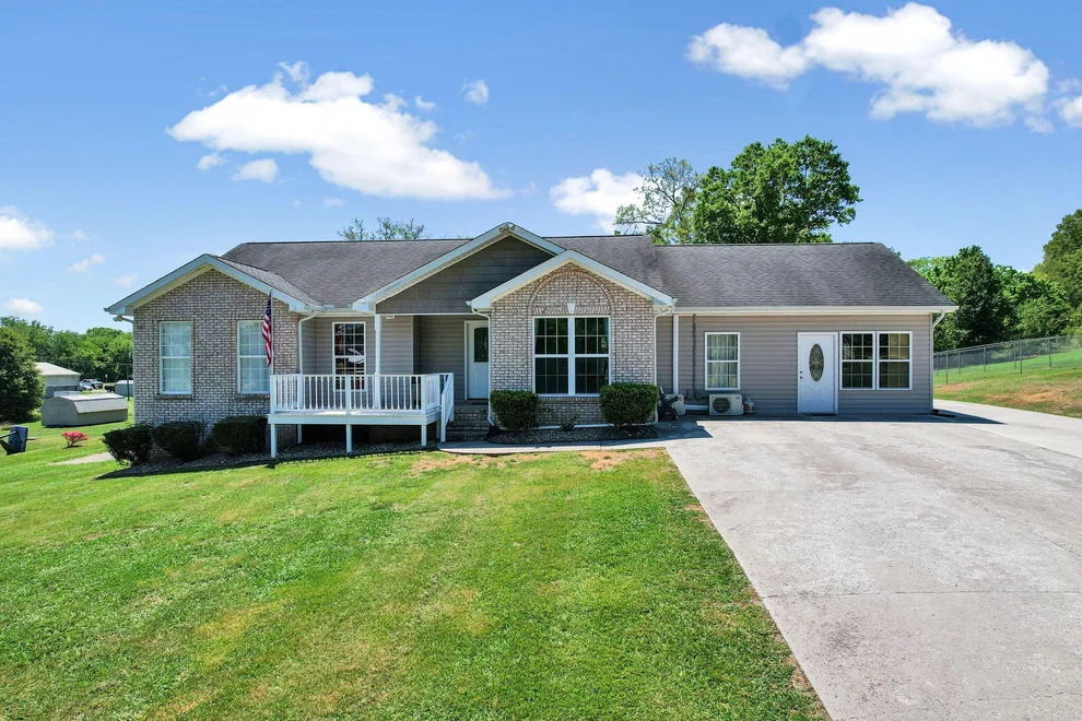 Unit for sale at 241 County Road 158, Riceville, TN 37370