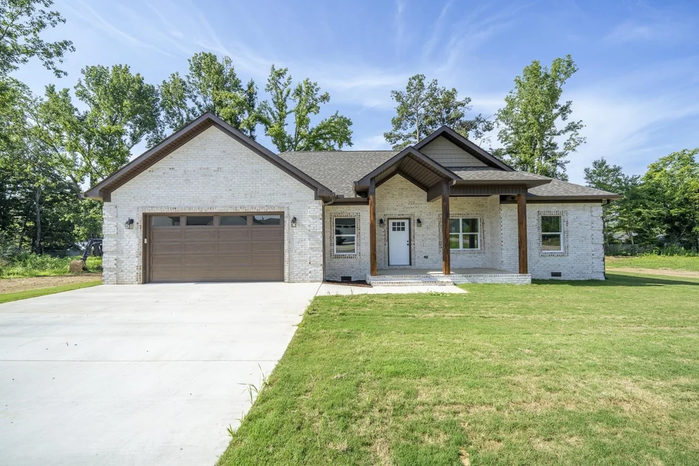 Unit for sale at 225 CHARIOT LN, Savannah, TN 38372