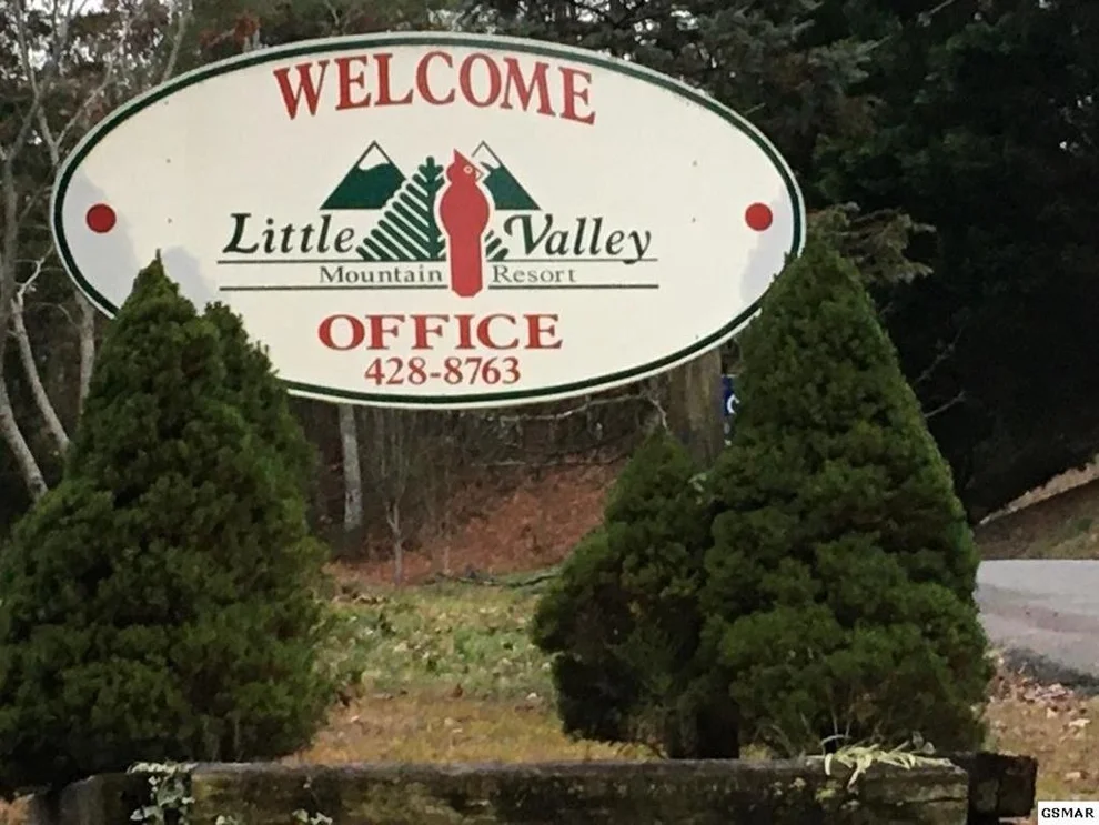 Unit for sale at 10 Lightfoot Way, Sevierville, TN 37862