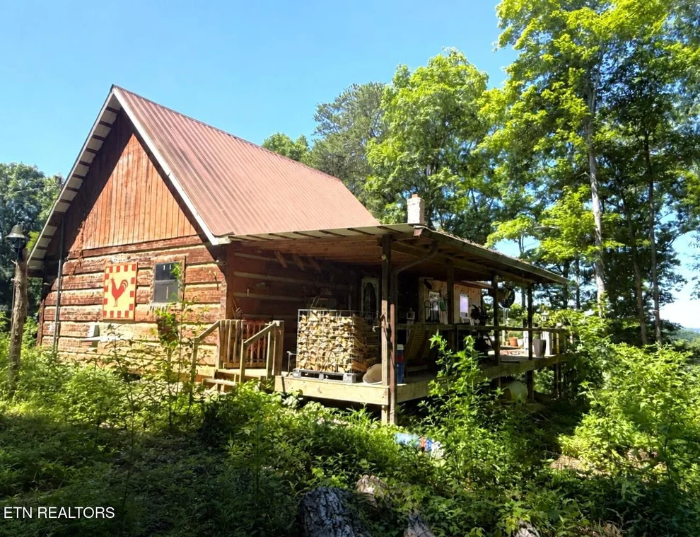 Unit for sale at 1040 Sturmhaben Way, Newport, TN 37821