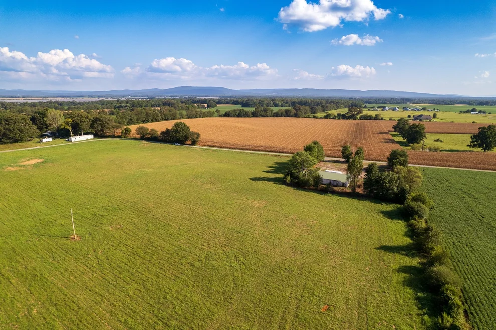 Unit for sale at 0 Winchester Hwy, Elora, TN 37328
