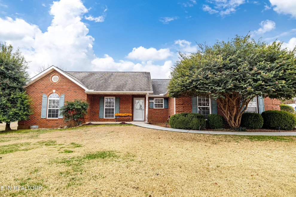 Unit for sale at 3442 Davis Ford Rd, Maryville, TN 37804