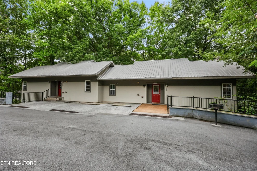 Unit for sale at 541 Johnson Lane, Gatlinburg, TN 37738