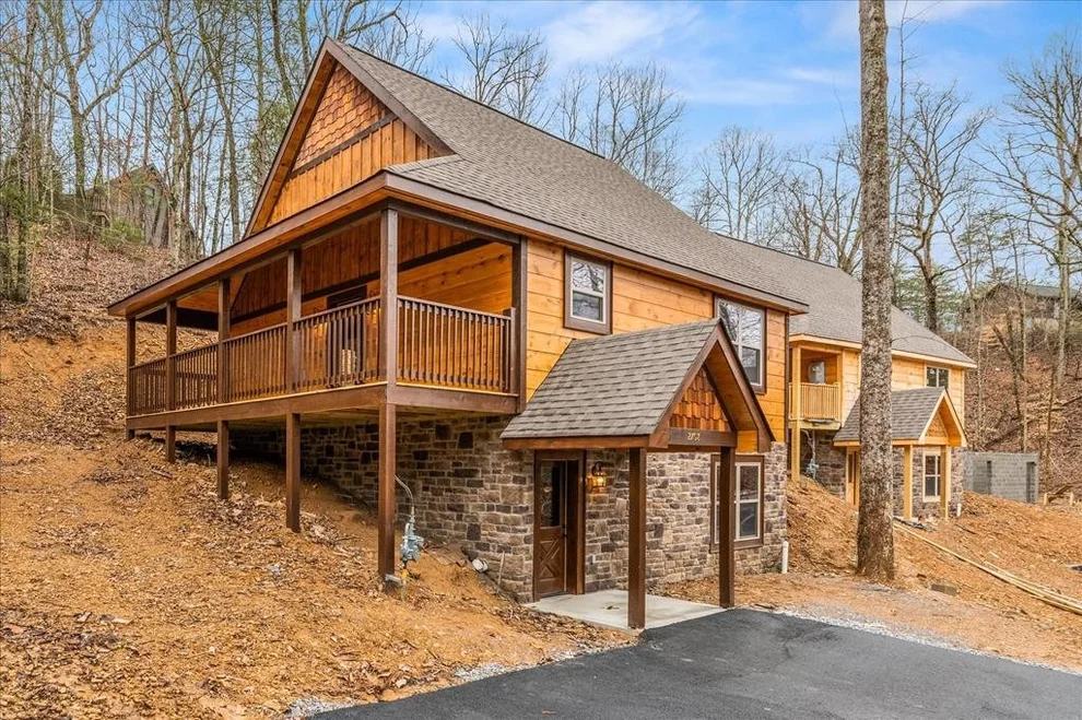 Unit for sale at 2708 Timber Way, Pigeon Forge, TN 37863