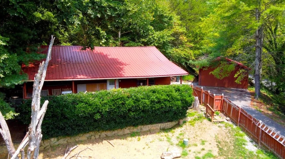 Unit for sale at 2019 Spence Mountain Loop, Sevierville, TN 37876