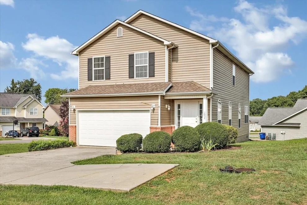 Unit for sale at 1634 Monte Vista, Sevierville, TN 37862