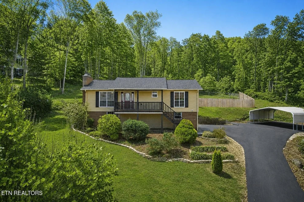 Unit for sale at 124 Walnut Drive, Rogersville, TN 37857