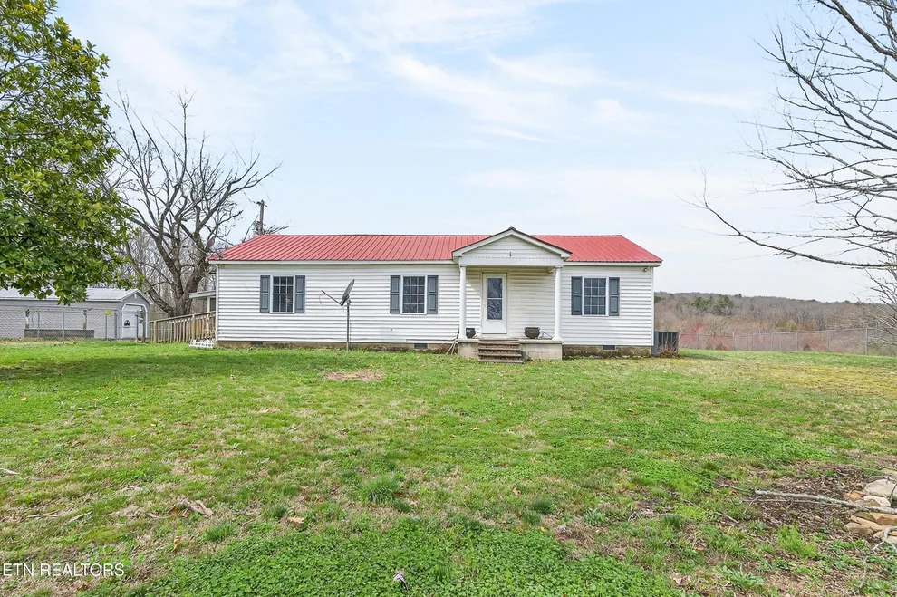 Unit for sale at 6311 Eastland Rd, Sparta, TN 38583