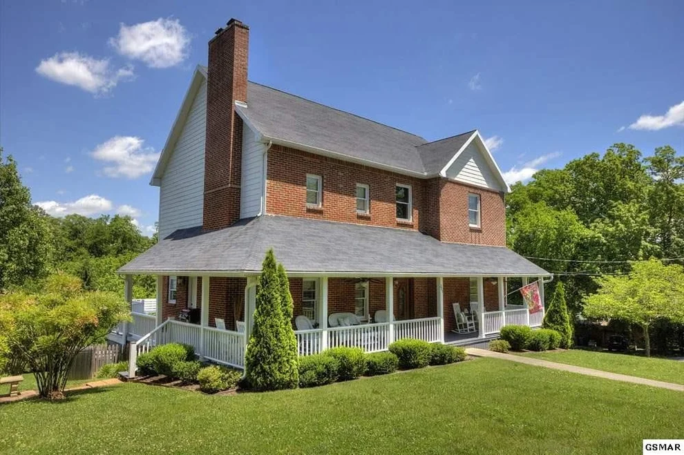 Unit for sale at 224 Main Street, Dandridge, TN 37725