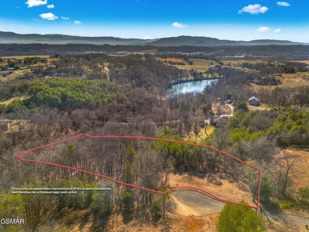 Unit for sale at 53 Kenneth Overlook, Kodak, TN 37764