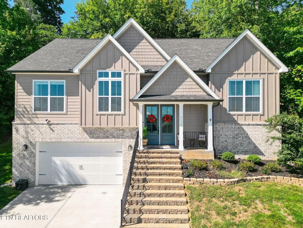 Unit for sale at 8125 Vassar Lane, Knoxville, TN 37938