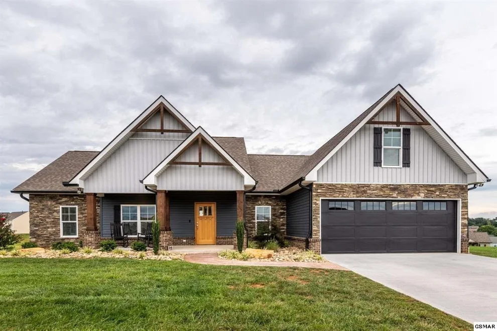 Unit for sale at 2891 ALden Glenn Court, Sevierville, TN 37876