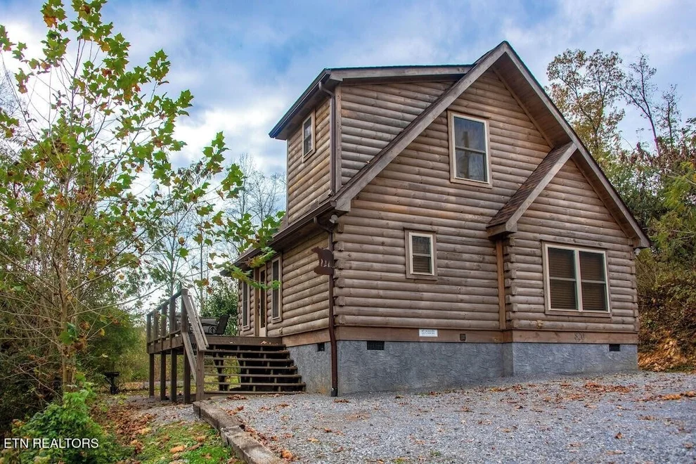 Unit for sale at 820 Crest View Drive, Gatlinburg, TN 37738