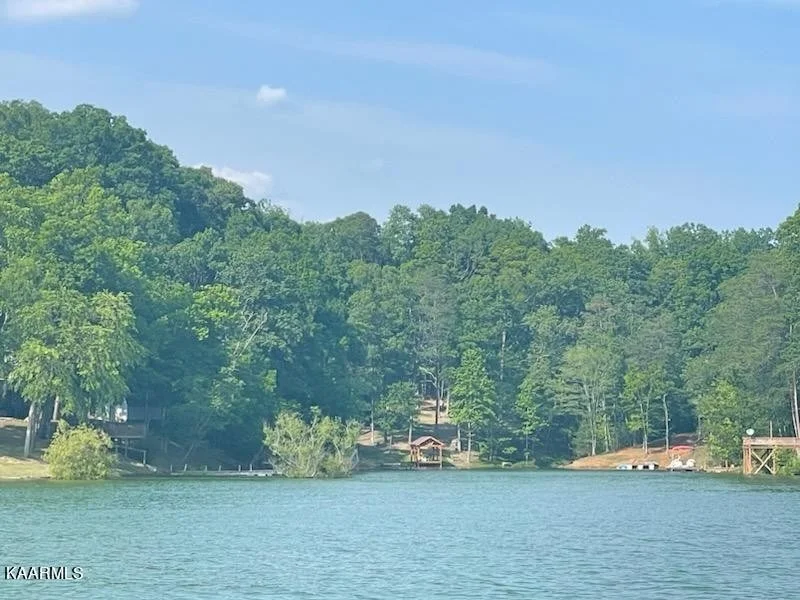 Unit for sale at 23 Beechwood Dr, Dandridge, TN 37725
