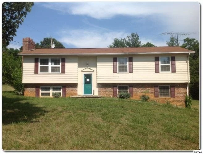 Unit for sale at 525 Cedar Creek Road, Greeneville, TN 37743