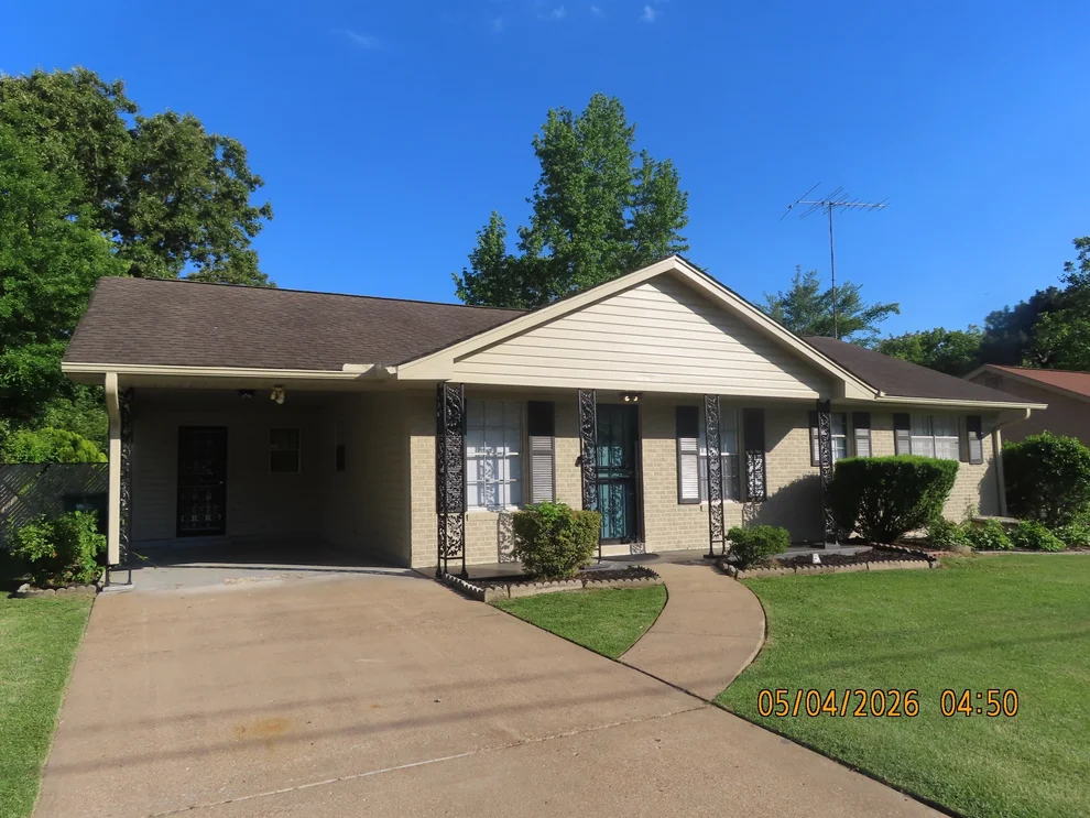 Unit for sale at 36 Sweetbay Dr, Jackson, TN 38301