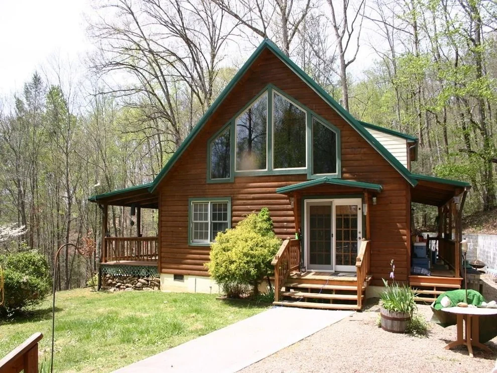 Unit for sale at 3587 Mountain Creek Way, Cosby, TN 37722