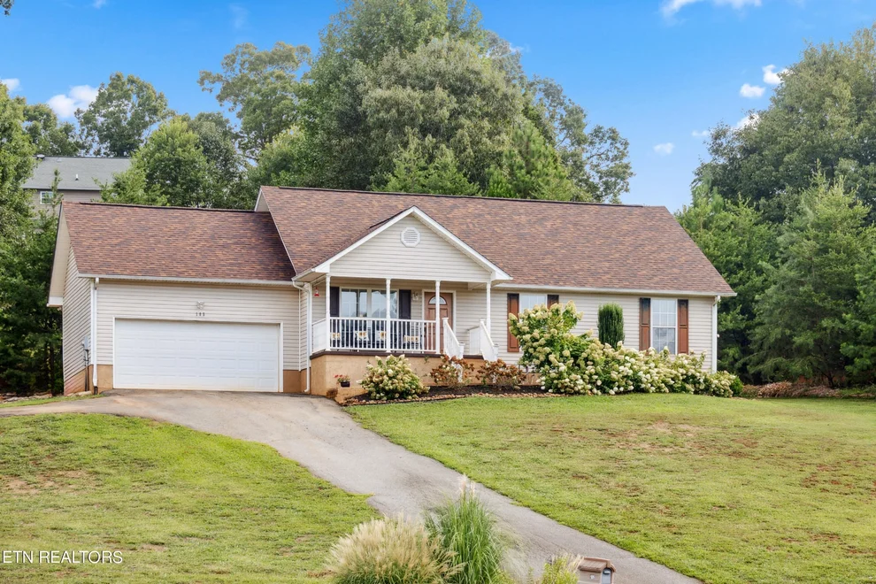 Unit for sale at 105 Whitney Drive, Lenoir City, TN 37772