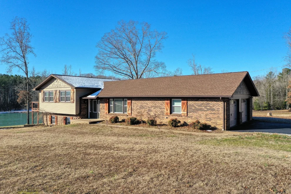 Unit for sale at 65 Barren Springs Rd, Bruceton, TN 38317
