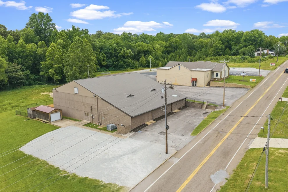 Unit for sale at 175 Natchez Trace Dr, Lexington, TN 38351