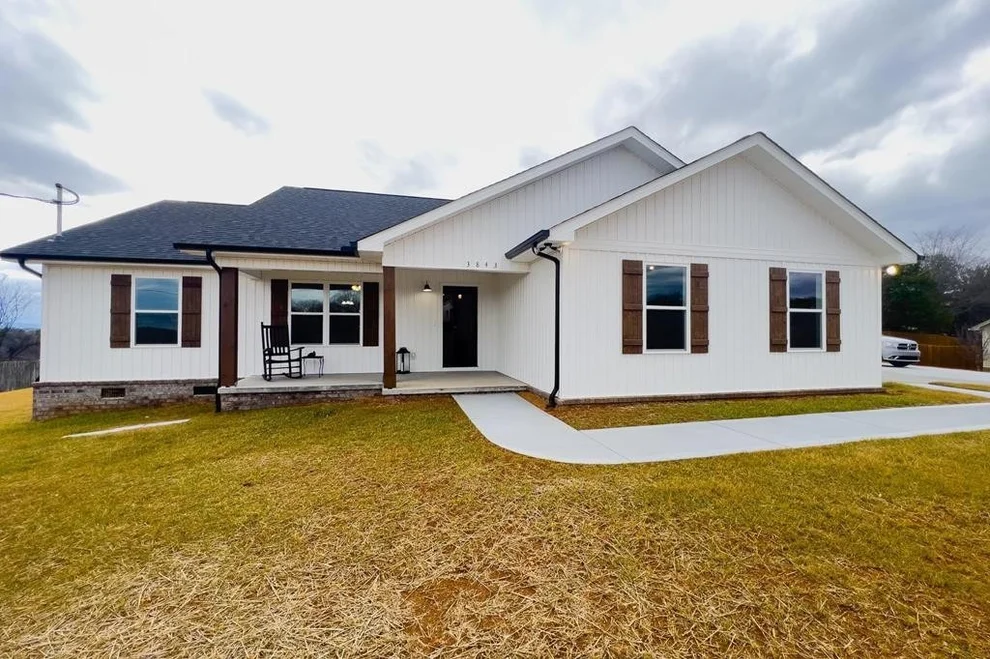 Unit for sale at 3843 Settlers Trail, Kodak, TN 37764