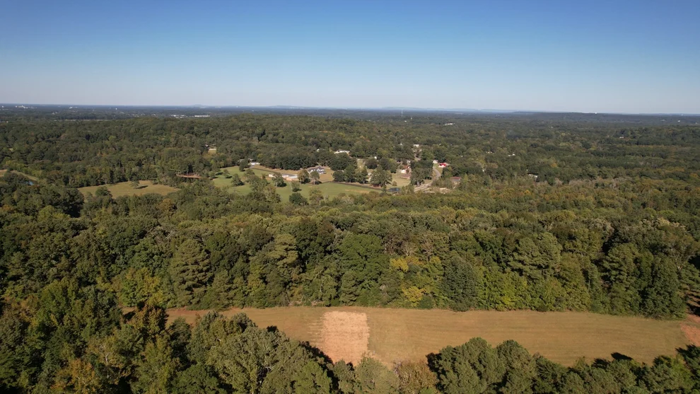 Unit for sale at 836 Bird Spring Rd SW, Hartselle, AL 35640