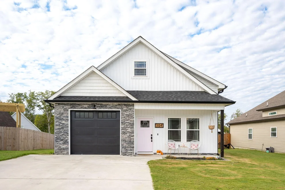 Unit for sale at 104 Paxtons Way, Ringgold, GA 30736
