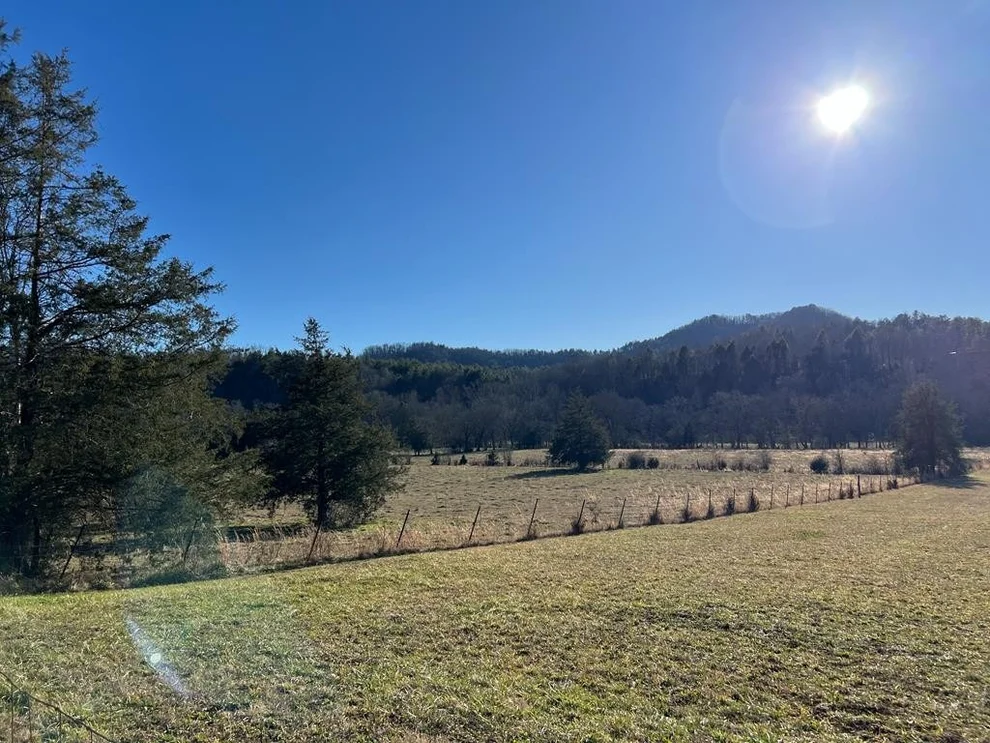 Unit for sale at 467 TN-107, Del Rio, TN 37727