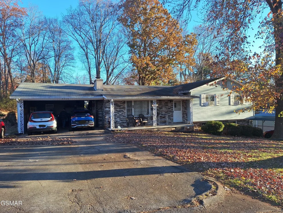 Unit for sale at 4513 Royalview Road, Knoxville, TN 37921
