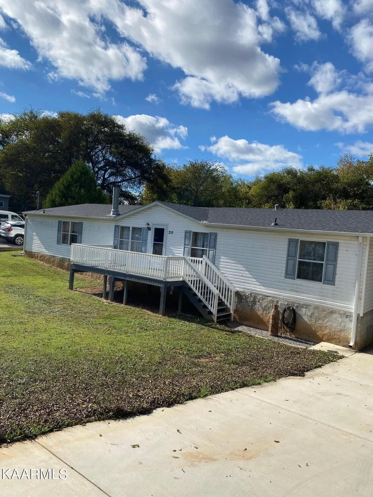 Unit for sale at 310 Abrams Rd, Rockford, TN 37853