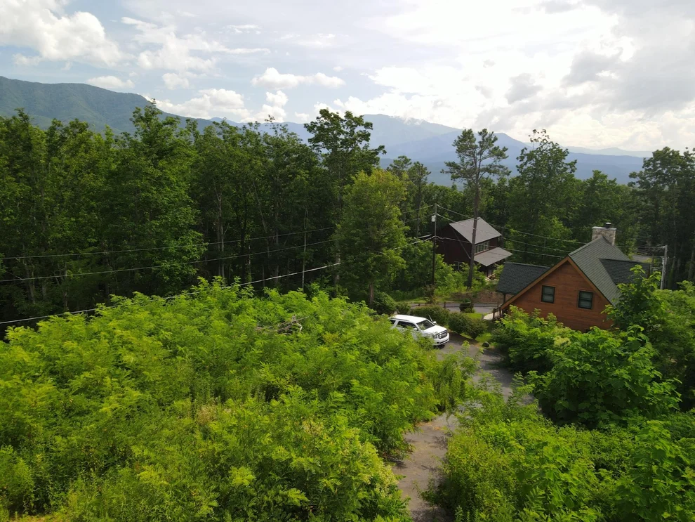 Unit for sale at 839 Pine Top Lane, Gatlinburg, TN 37738