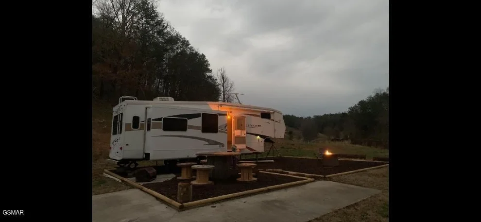 Unit for sale at 1009 Franklin Lane, Sevierville, TN 37876