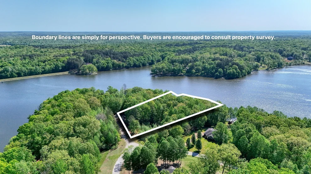 Unit for sale at 16 Thundercraw Pt, Cedar Grove, TN 38321