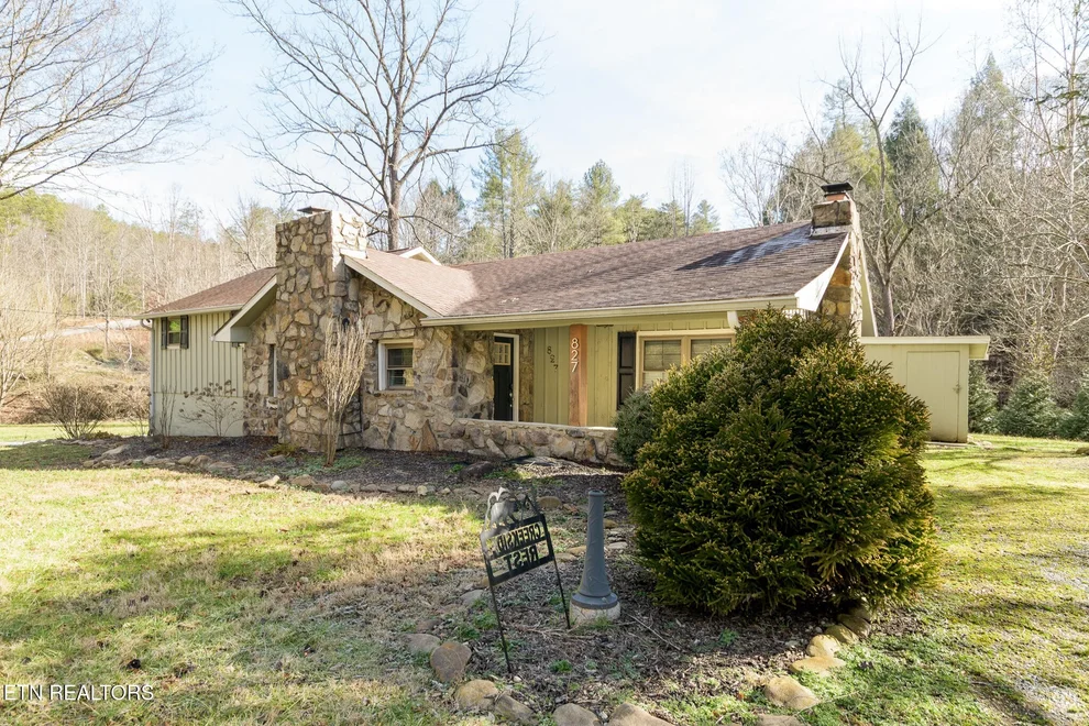 Unit for sale at 827 Mill Creek Rd, Pigeon Forge, TN 37863