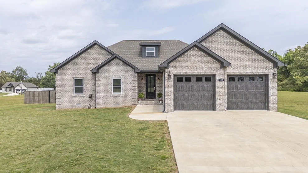 Unit for sale at 450 CORDOVA CV, Savannah, TN 38372