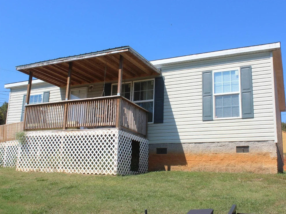 Unit for sale at 806 Kerr St, Dandridge, TN 37725