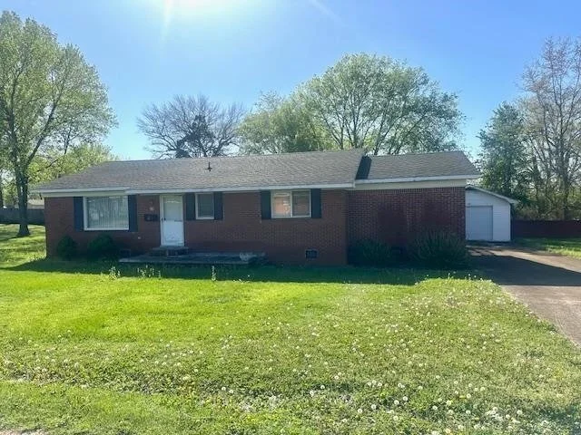 Unit for sale at 90 QUARTET CIR, Savannah, TN 38372