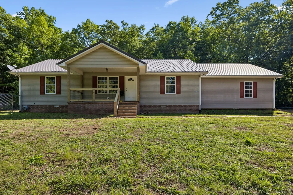 Unit for sale at 619 Longbranch Rd, Hohenwald, TN 38462