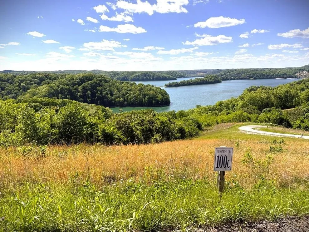 Unit for sale at 100c Mallard Lane, Hilham, TN 38568