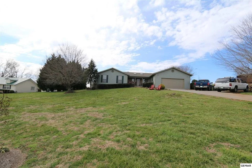 Unit for sale at 1123 Eagle View Drive, Kodak, TN 37764