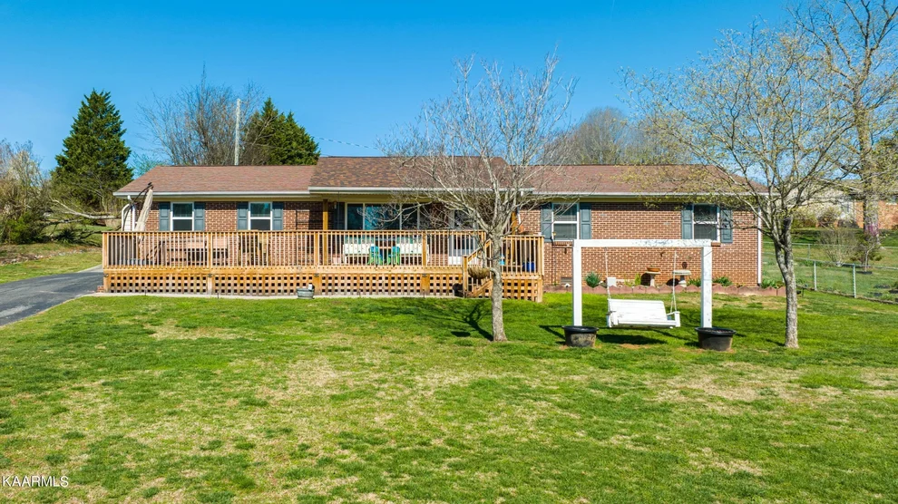Unit for sale at 119 Linwood Lane, Maryville, TN 37804