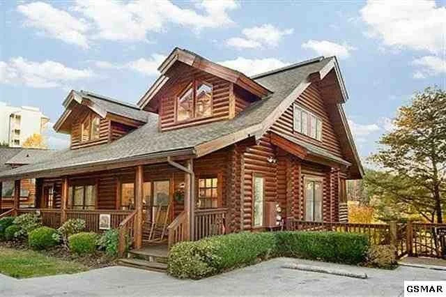 Unit for sale at 733 Golf View Boulevard, Pigeon Forge, TN 37863