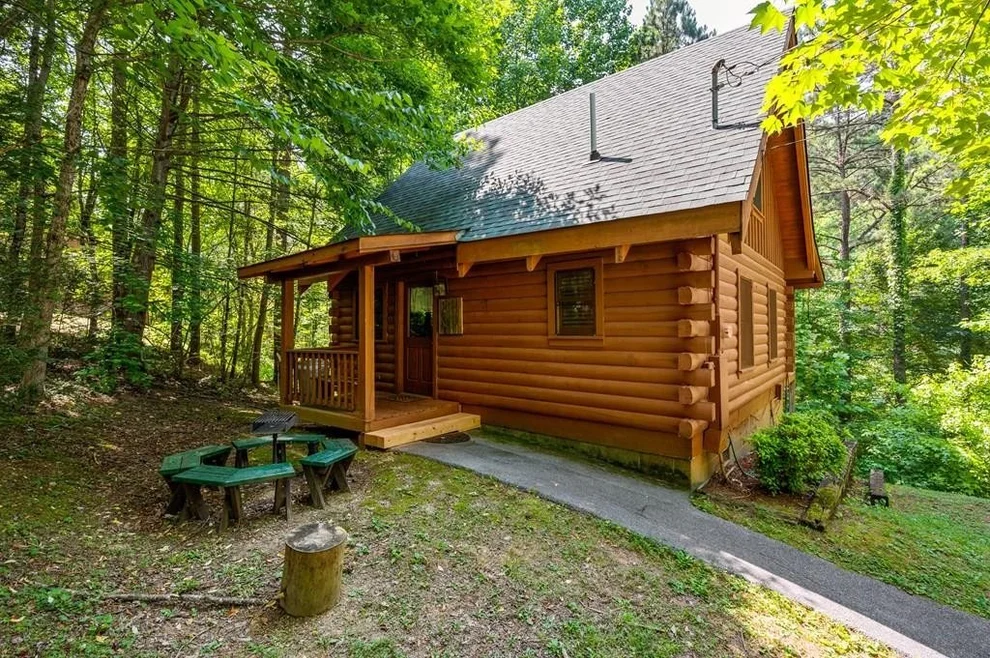 Unit for sale at 2914 Lightfoot Way, Sevierville, TN 37862