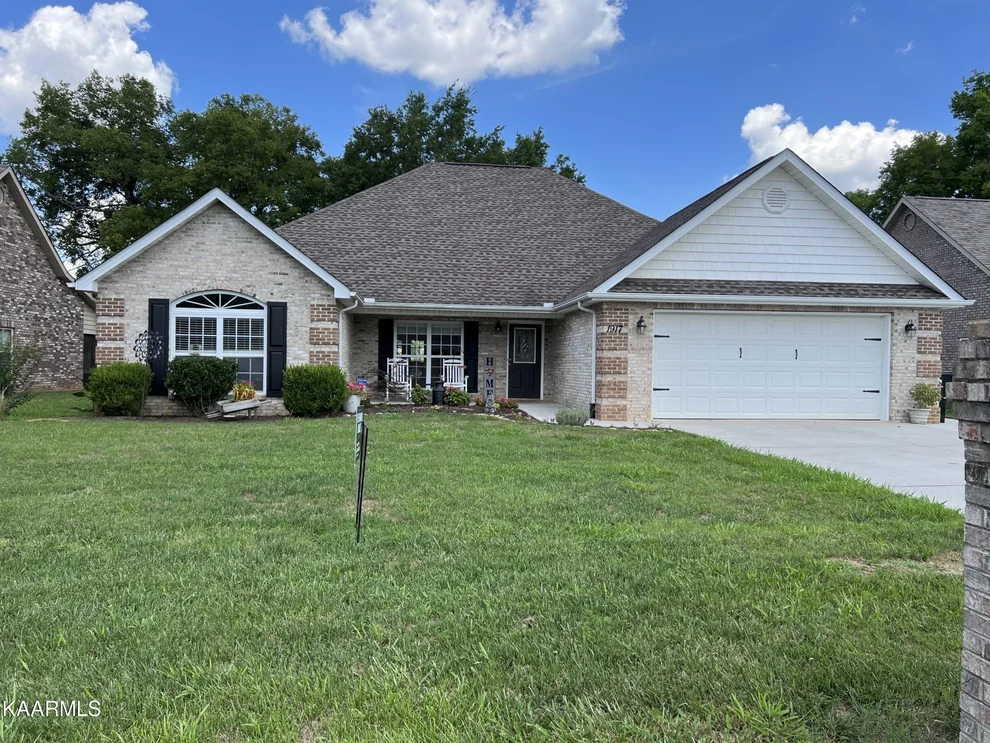 Unit for sale at 1917 Andy Lane, Maryville, TN 37803