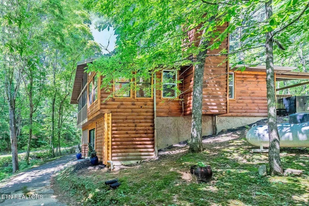 Unit for sale at 1663 S Mountain View Rd, Sevierville, TN 37876