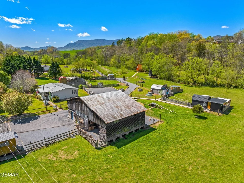 Unit for sale at 1541 Lower English Creek Road, Newport, TN 37821