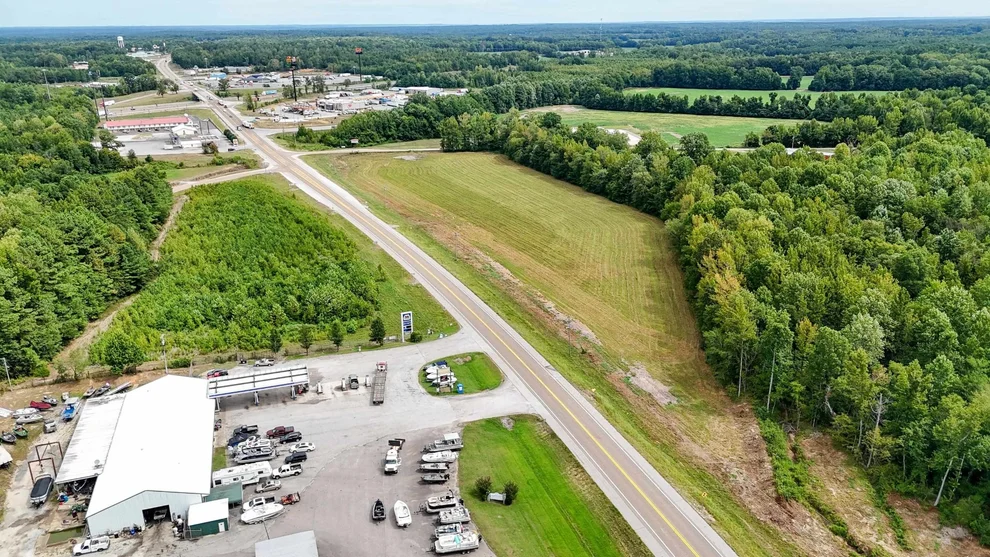 Unit for sale at 0 Hwy 641, Holladay, TN 38341