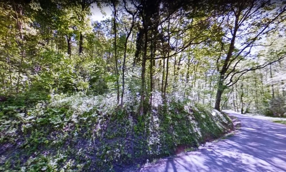 Unit for sale at 8200 Laurel Hollow, Clinton, TN 37716