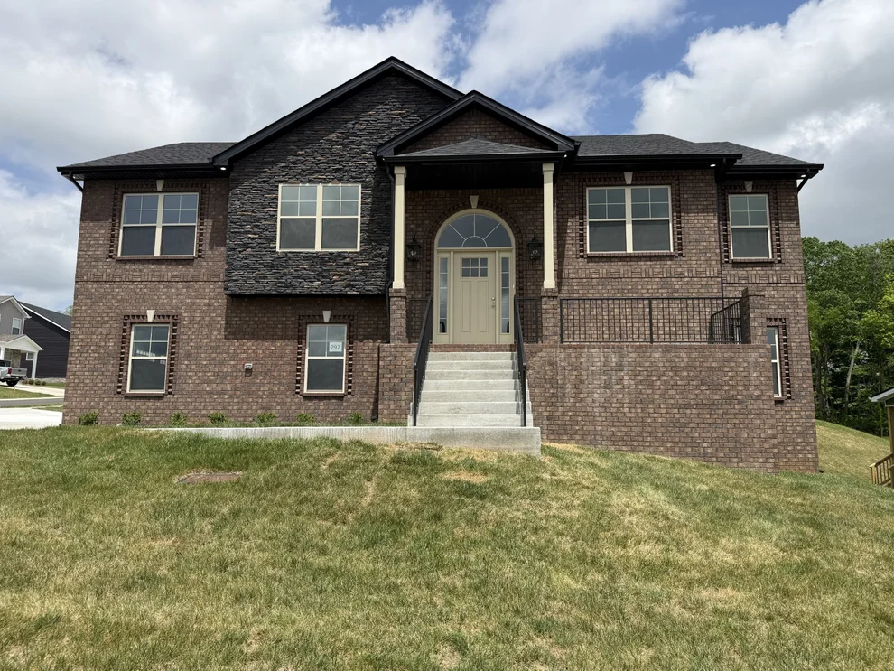 Unit for sale at 292 Cardinal Creek, Clarksville, TN 37040